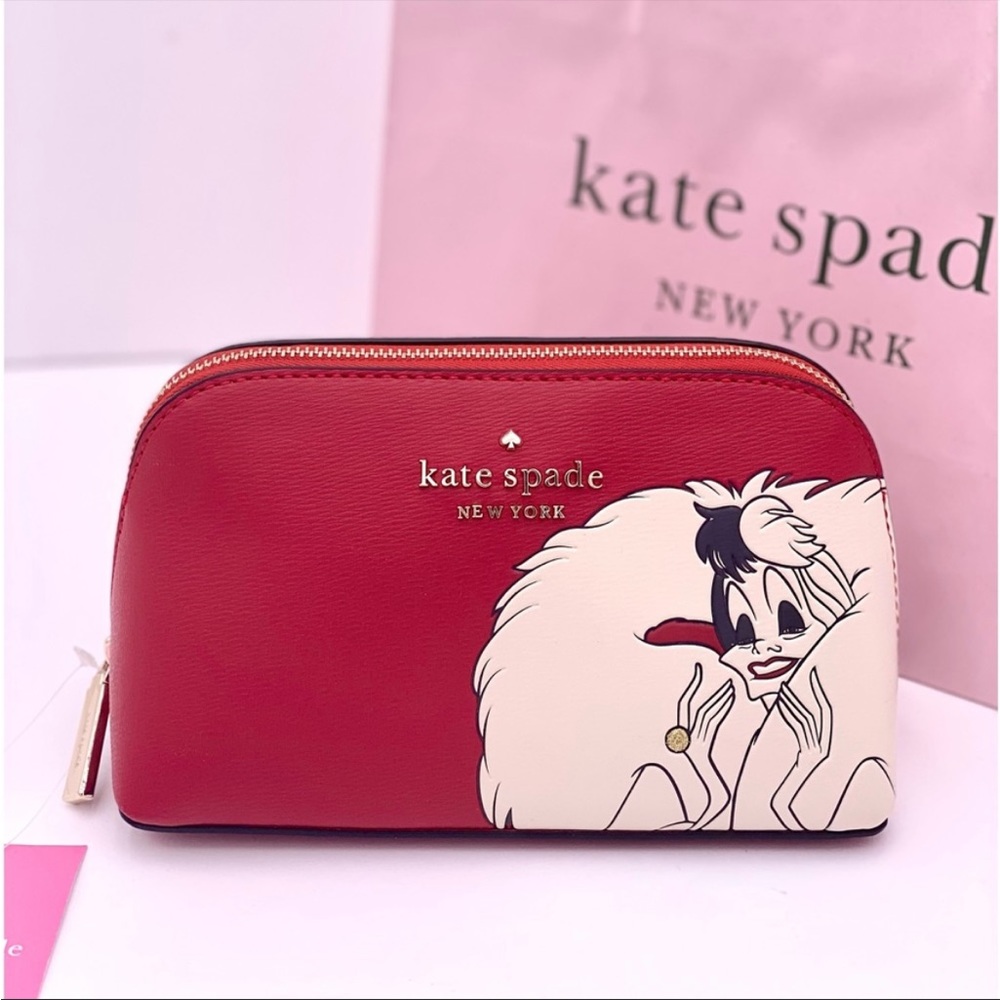 🍓 Kate Spade X Disney 🍓 Cruella Makeup
Cosmetic Bag - Picture 11 of 16